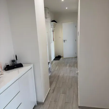 Lejlighed Luxurious 4-room In A New Building In The Center Banská Bystrica