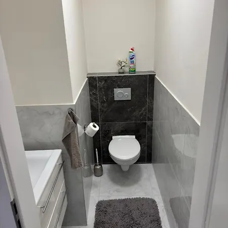 Luxurious 4-room In A New Building In The Center Lejlighed Banská Bystrica